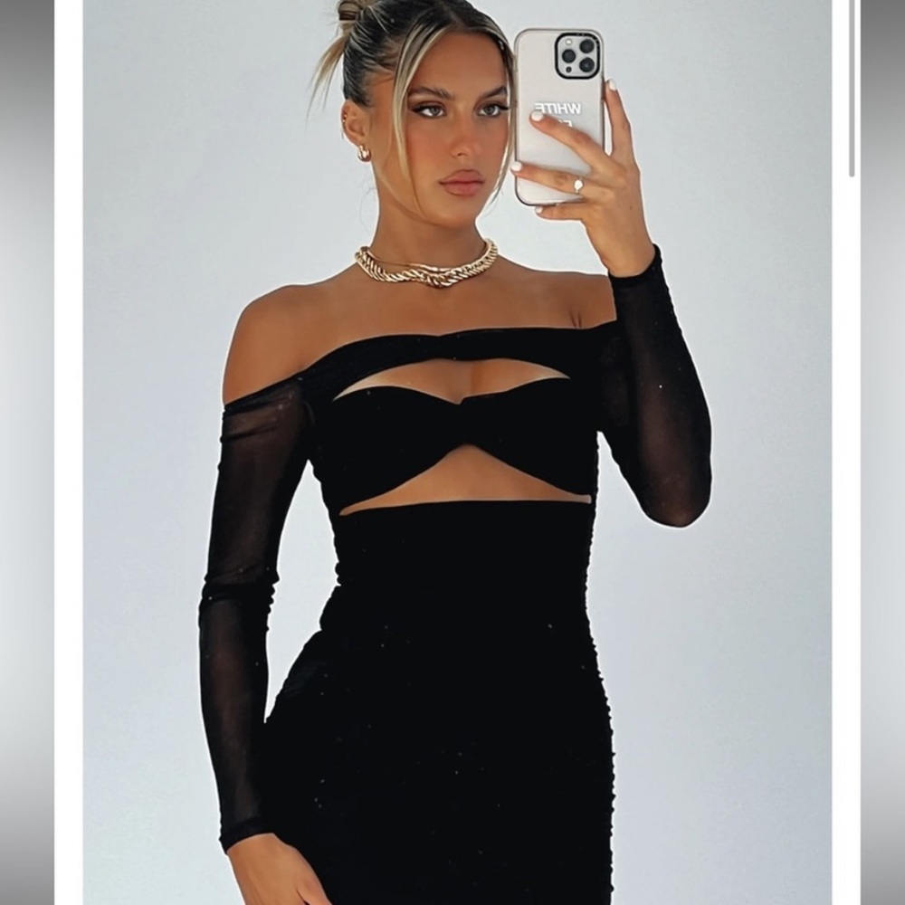 White fox boutique dress size S nwt